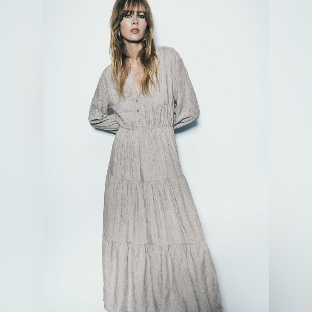 Zara Long Sleeve Tiered Maxi Dress in Light Gray